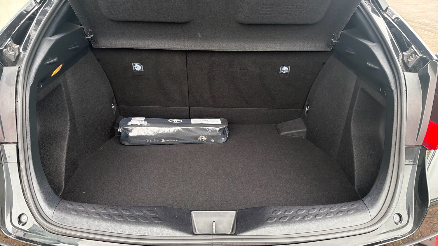 Used Toyota C-HR 2023 for sale - 77151931: Photo 14