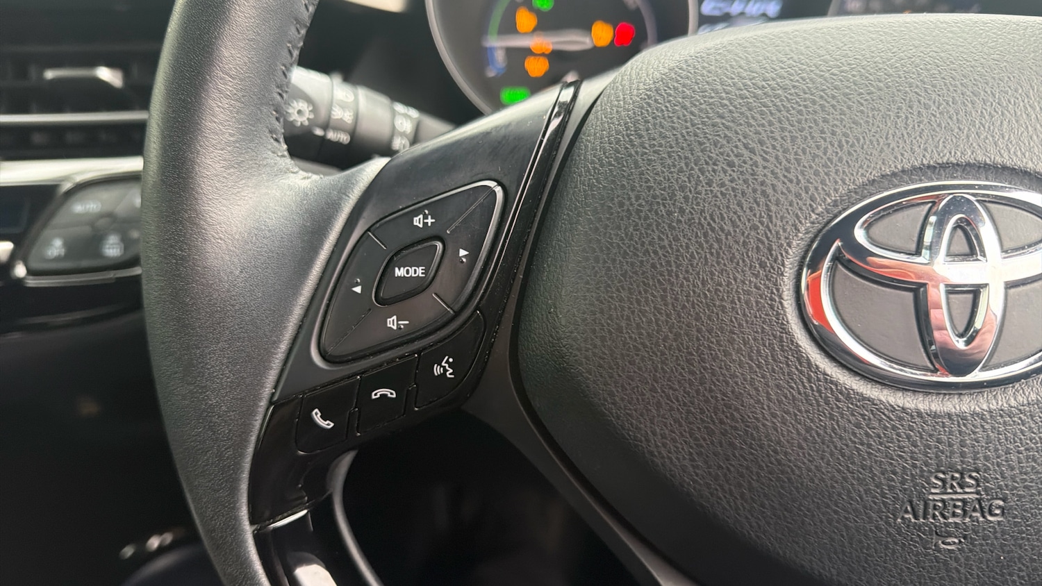 Used Toyota C-HR 2023 for sale - 77151931: Photo 28