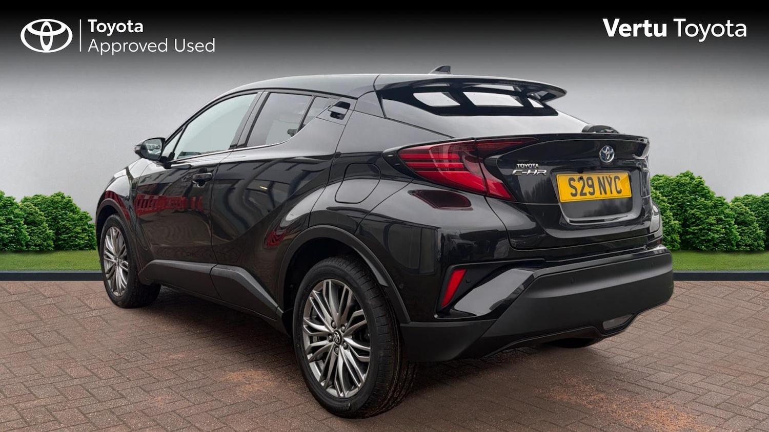 Used Toyota C-HR 2023 for sale - 77151931: Photo 4