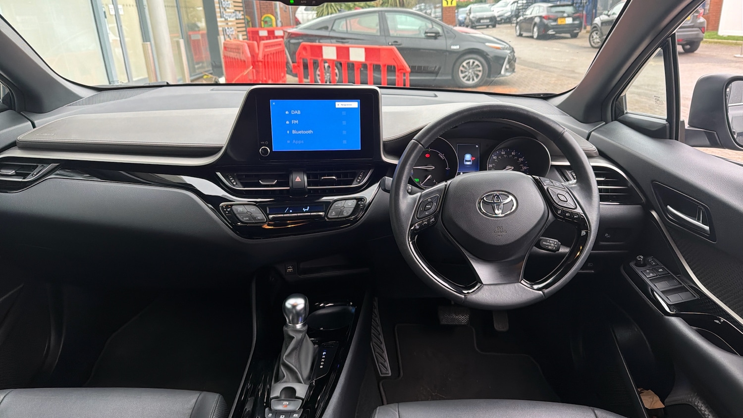 Used Toyota C-HR 2023 for sale - 77151931: Photo 5