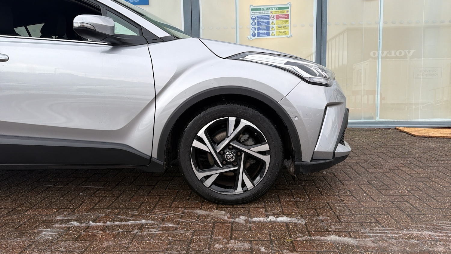 Used Toyota C-HR 2022 for sale - 77136116: Photo 18