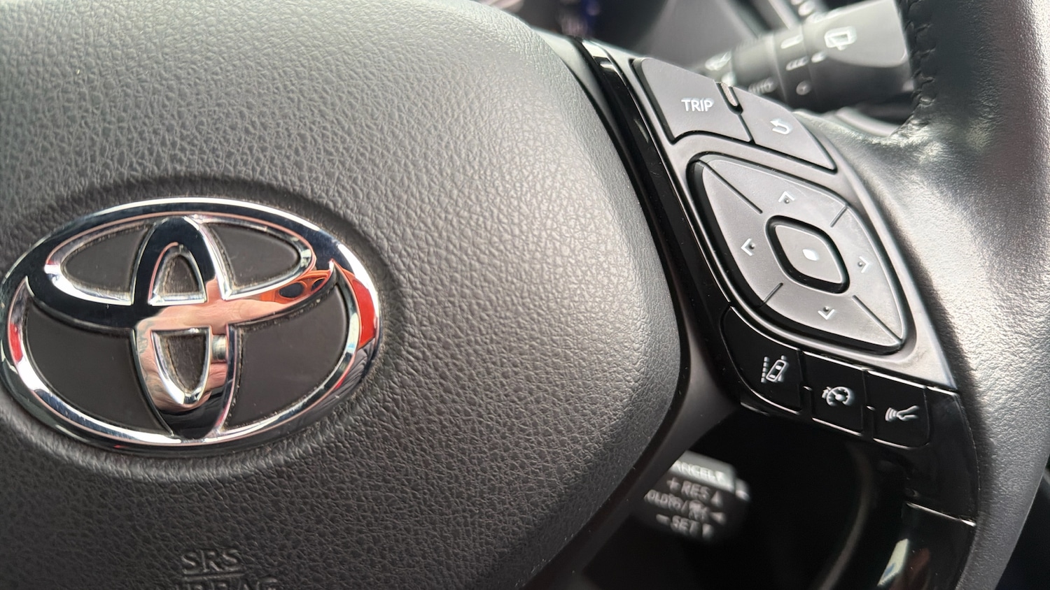 Used Toyota C-HR 2022 for sale - 77136116: Photo 28