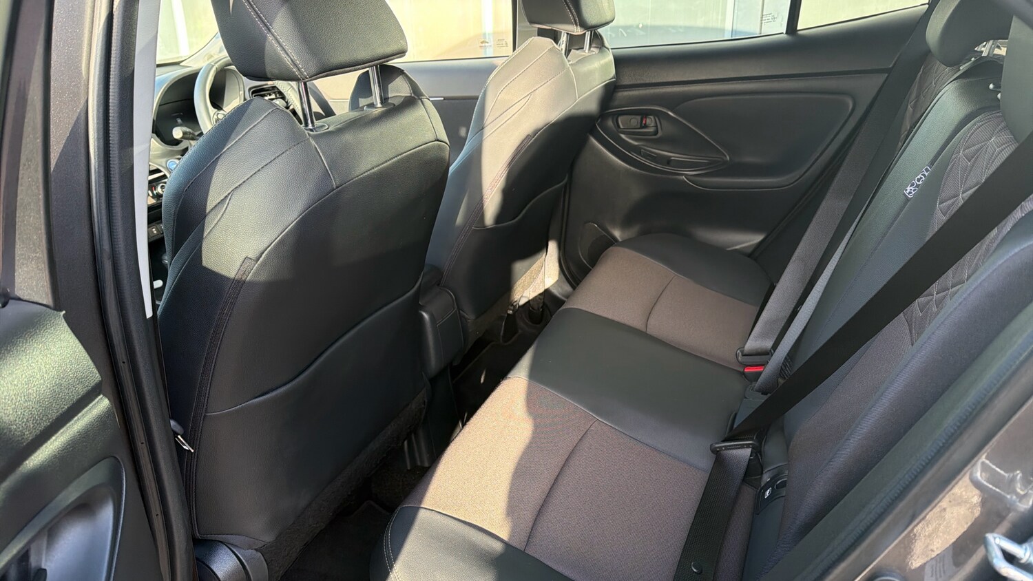 Used Toyota Yaris Cross 2022 for sale - 76817375: Photo 13