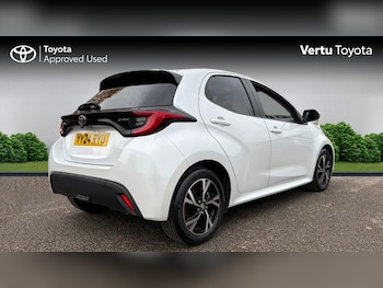 Used Toyota Yaris 2024 for sale - 76415708: Photo