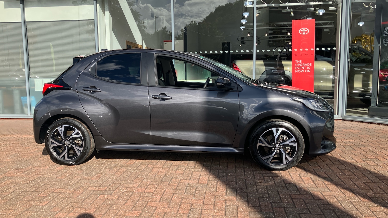 Used Toyota Yaris 2024 for sale - 76687076: Photo 16