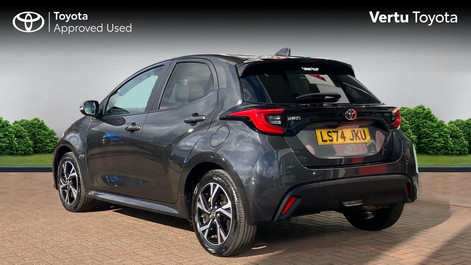 Used Toyota Yaris 2024 for sale - 76687076: Photo 4