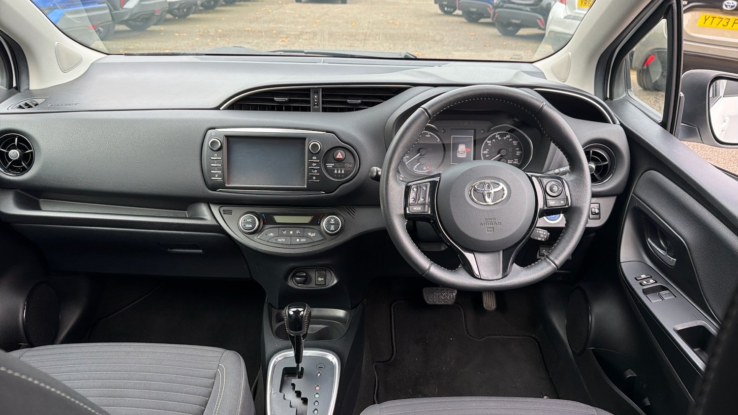 Used Toyota Yaris 2018 for sale - 76517515: Photo 5