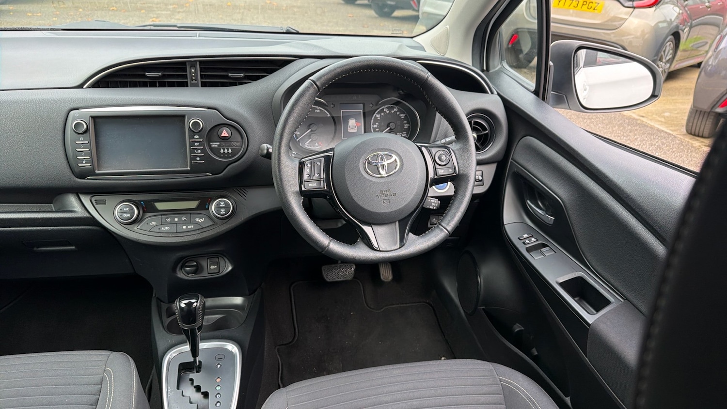 Used Toyota Yaris 2018 for sale - 76517515: Photo 6