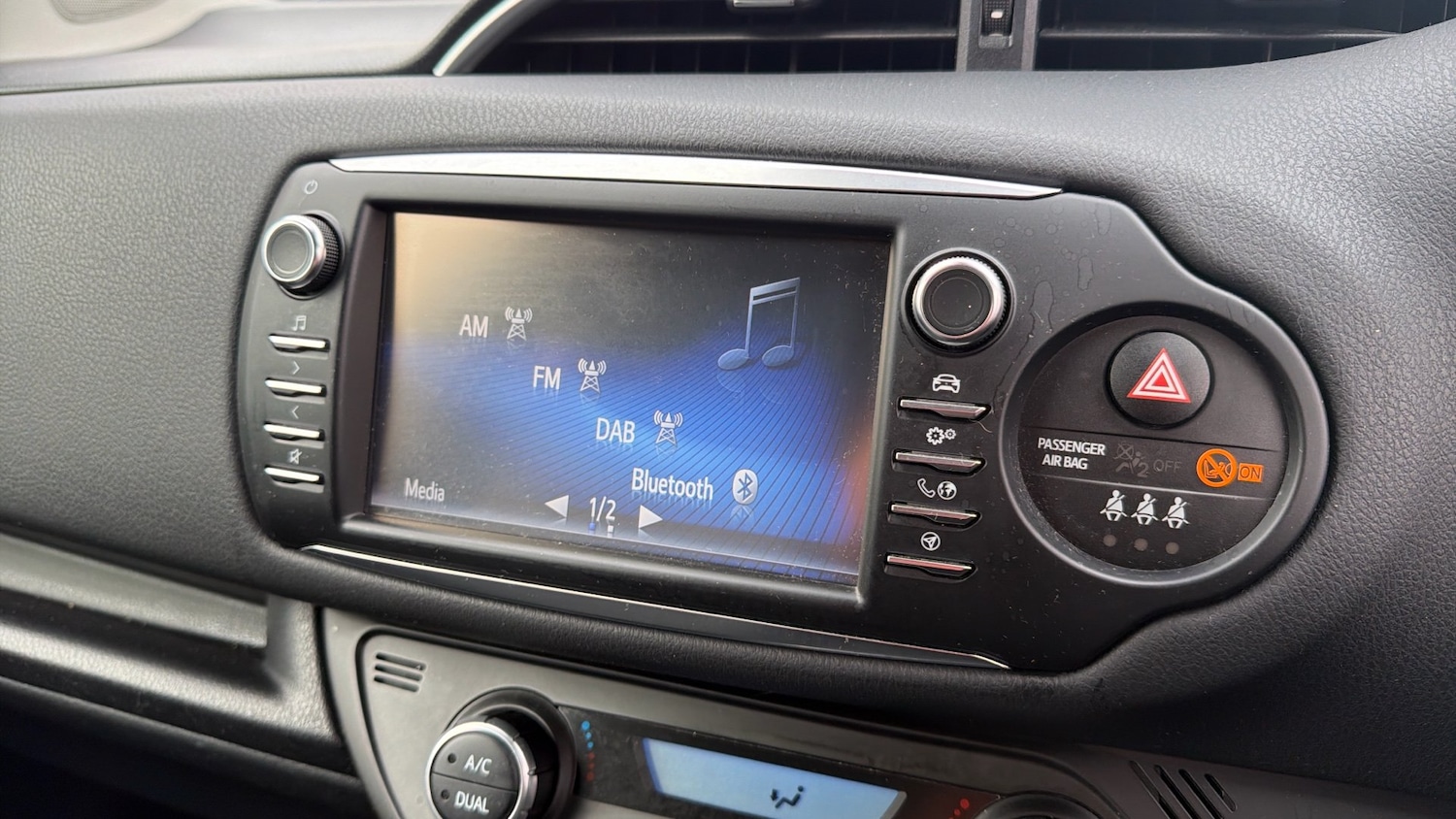 Used Toyota Yaris 2018 for sale - 76517515: Photo 7