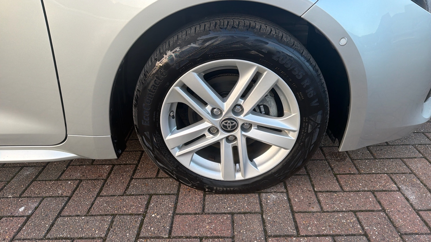 Used Toyota Corolla 2020 for sale - 76762311: Photo 32