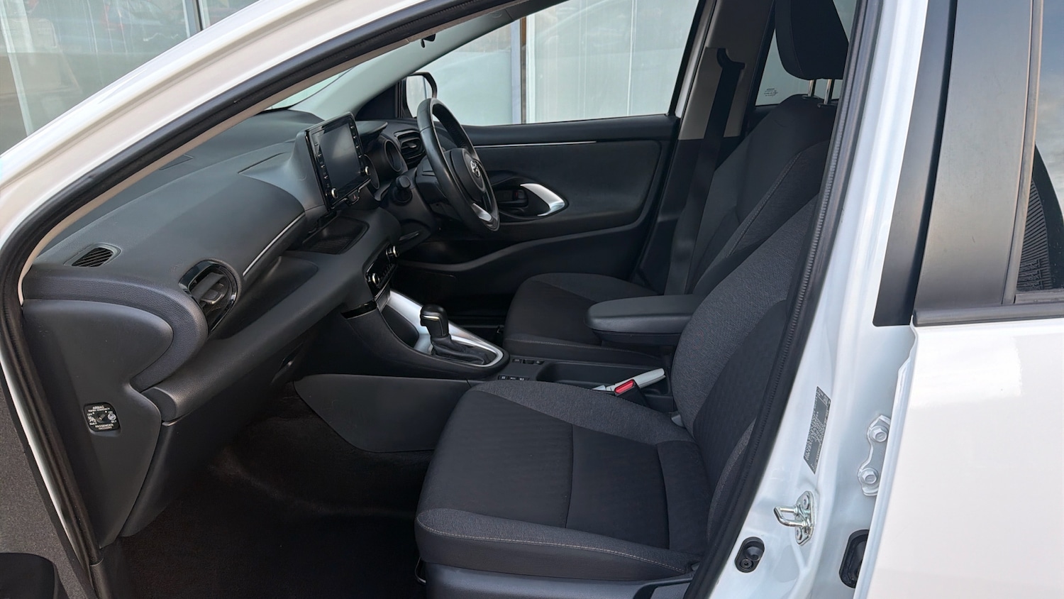 Used Toyota Yaris 2021 for sale - 76817373: Photo 10