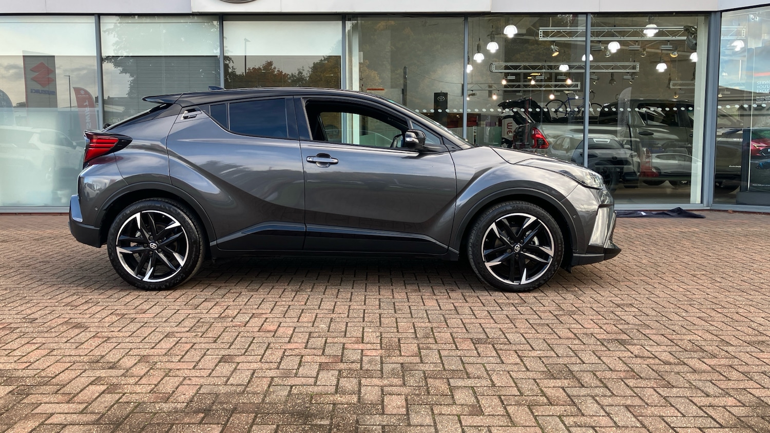 Used Toyota C-HR 2022 for sale - 76567658: Photo 16