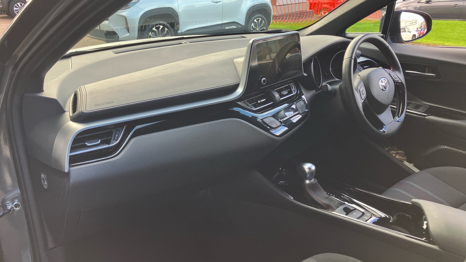 Used Toyota C-HR 2022 for sale - 76567658: Photo 34