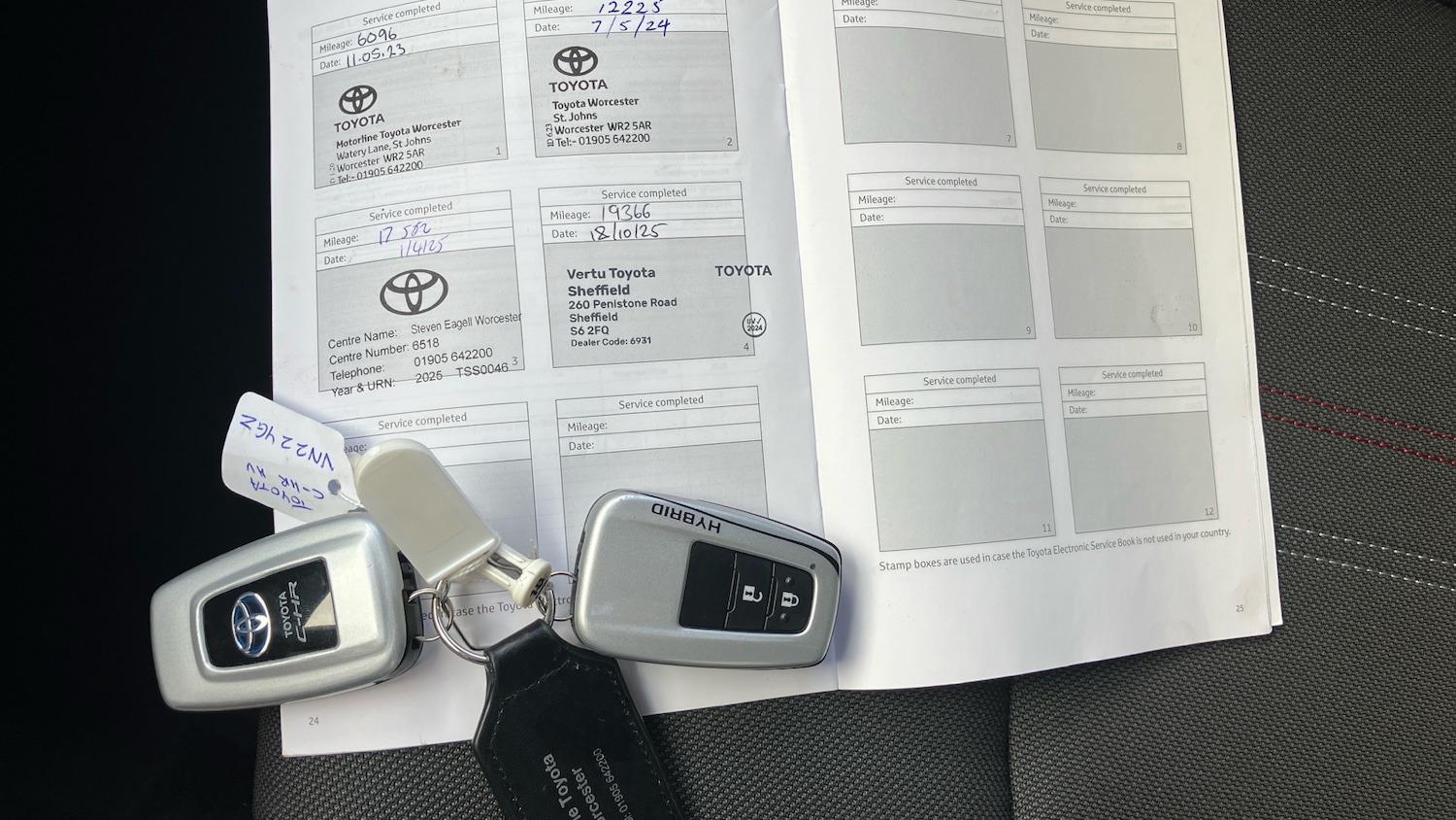 Used Toyota C-HR 2022 for sale - 76567658: Photo 35