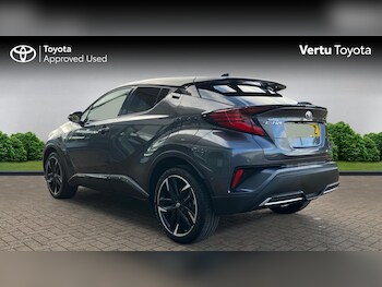 Used Toyota C-HR 2022 for sale - 76567658: Photo