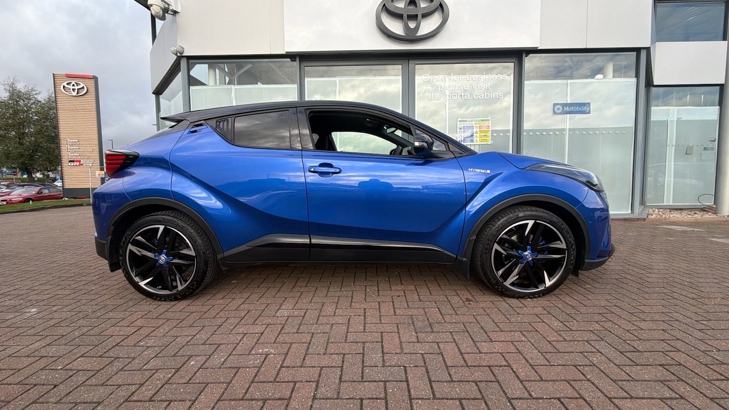 Used Toyota C-HR 2022 for sale - 77026003: Photo 16