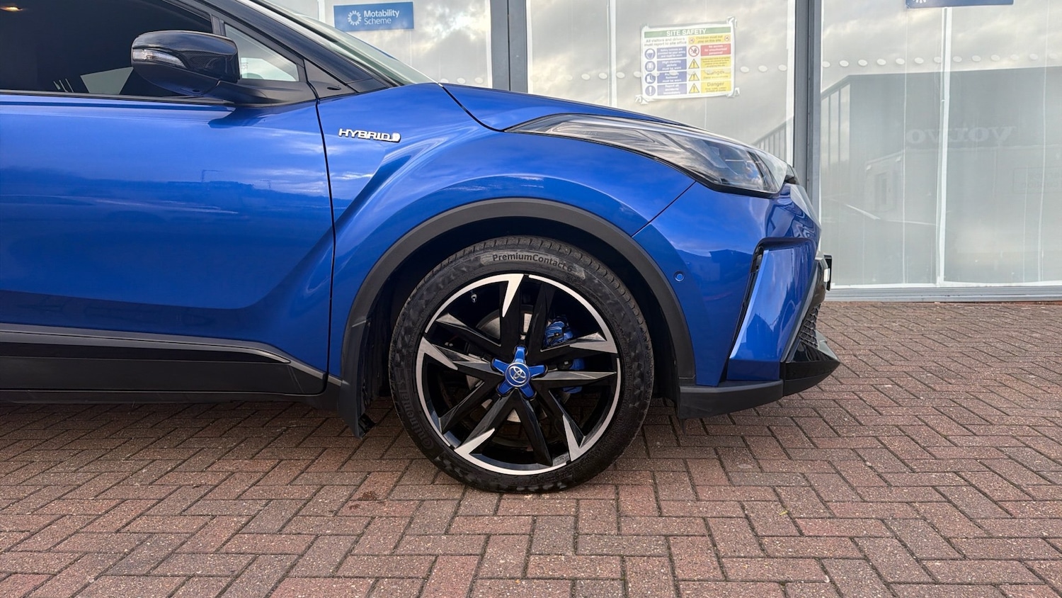 Used Toyota C-HR 2022 for sale - 77026003: Photo 18