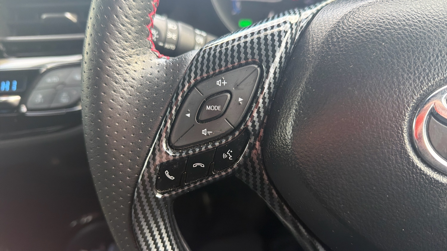 Used Toyota C-HR 2022 for sale - 77026003: Photo 27