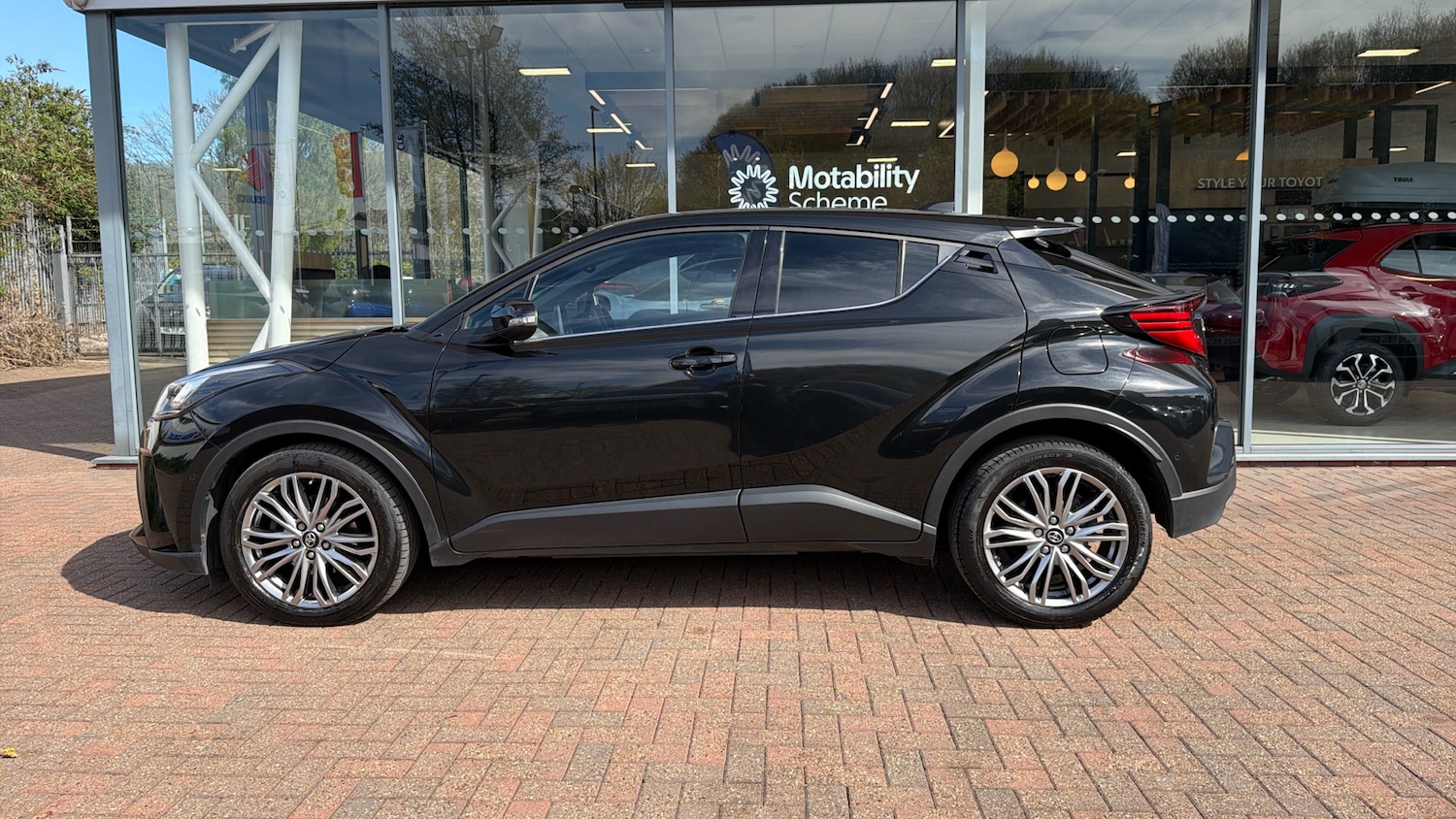 Used Toyota C-HR 2022 for sale - 78185888: Photo 24