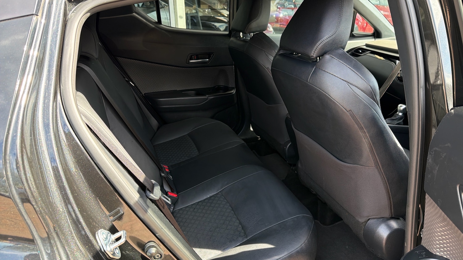 Used Toyota C-HR 2022 for sale - 78185888: Photo 8