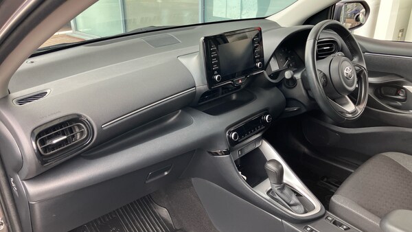 Used Toyota Yaris 2022 for sale - 76183177: Photo 34