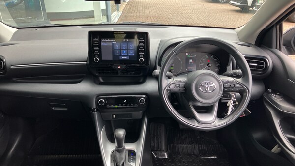 Used Toyota Yaris 2022 for sale - 76183177: Photo 5
