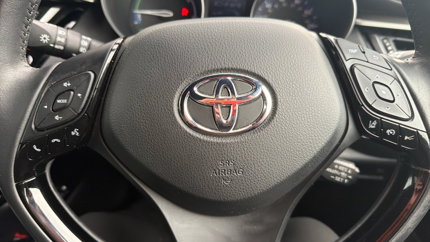 Used Toyota C-HR 2022 for sale - 76643252: Photo 27