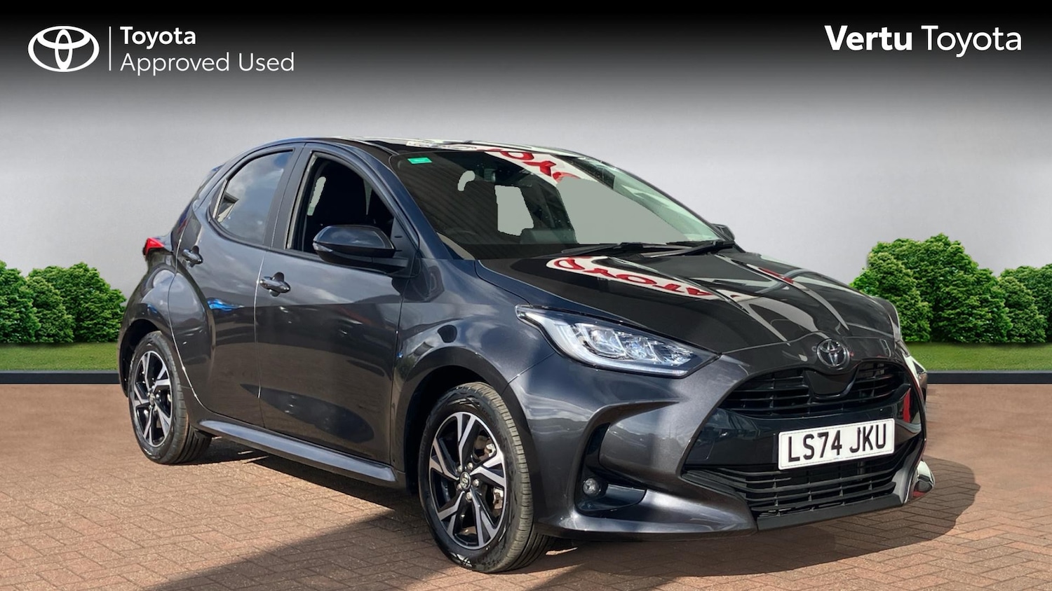 Used Toyota Yaris 2024 for sale - 75919424: Photo 1