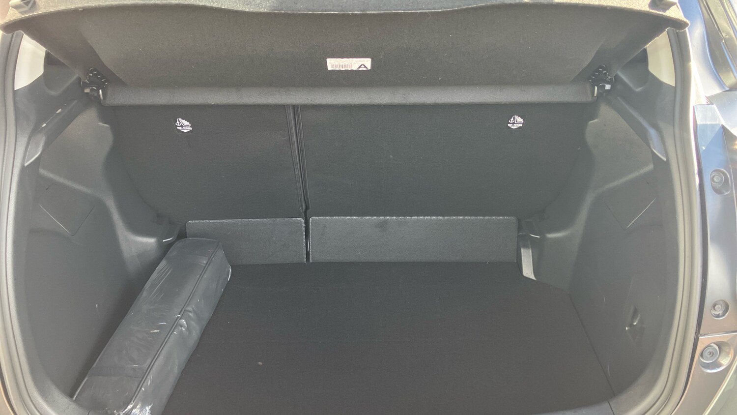 Used Toyota Yaris 2024 for sale - 75919424: Photo 14