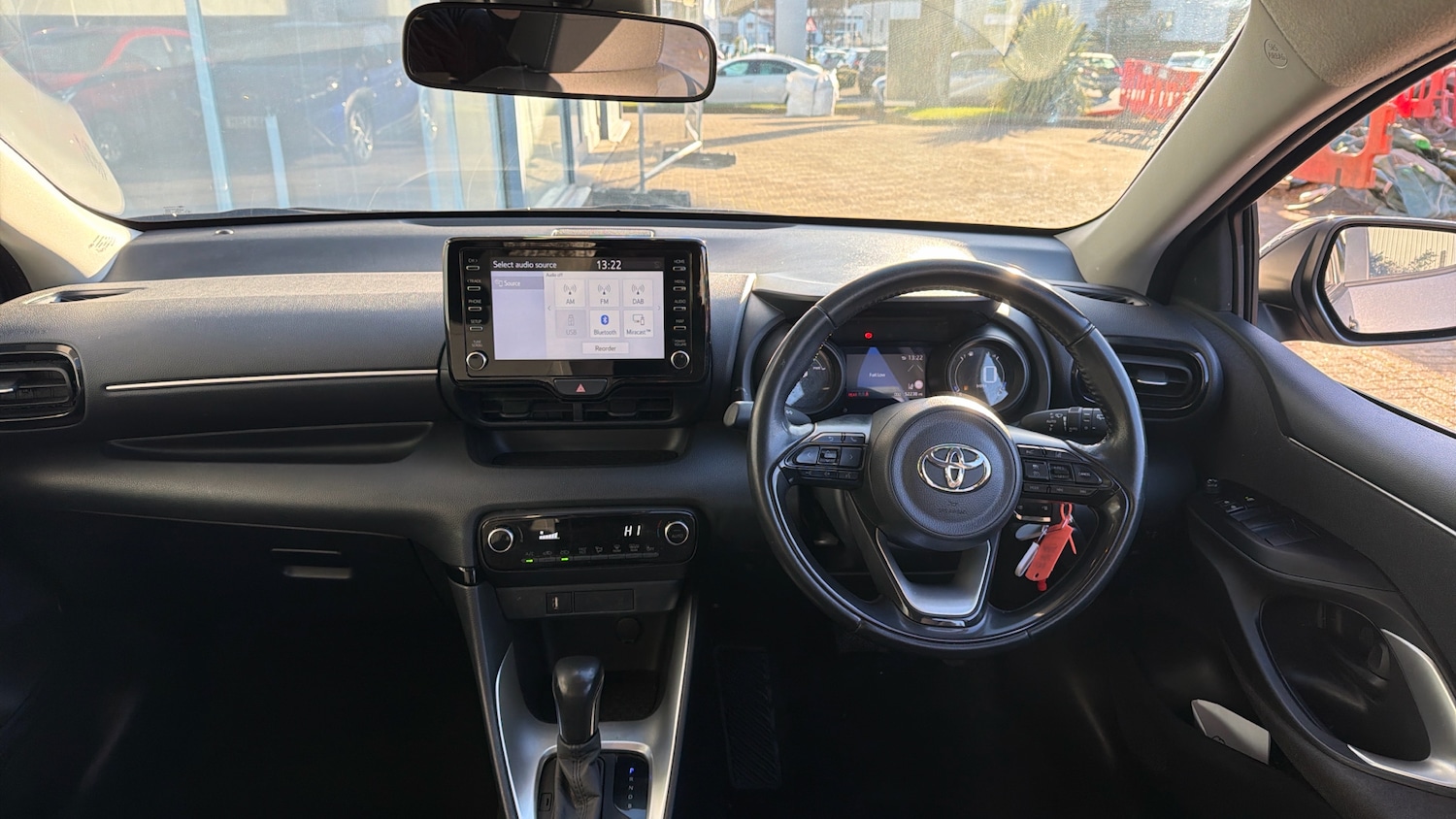 Used Toyota Yaris 2023 for sale - 77116393: Photo 5
