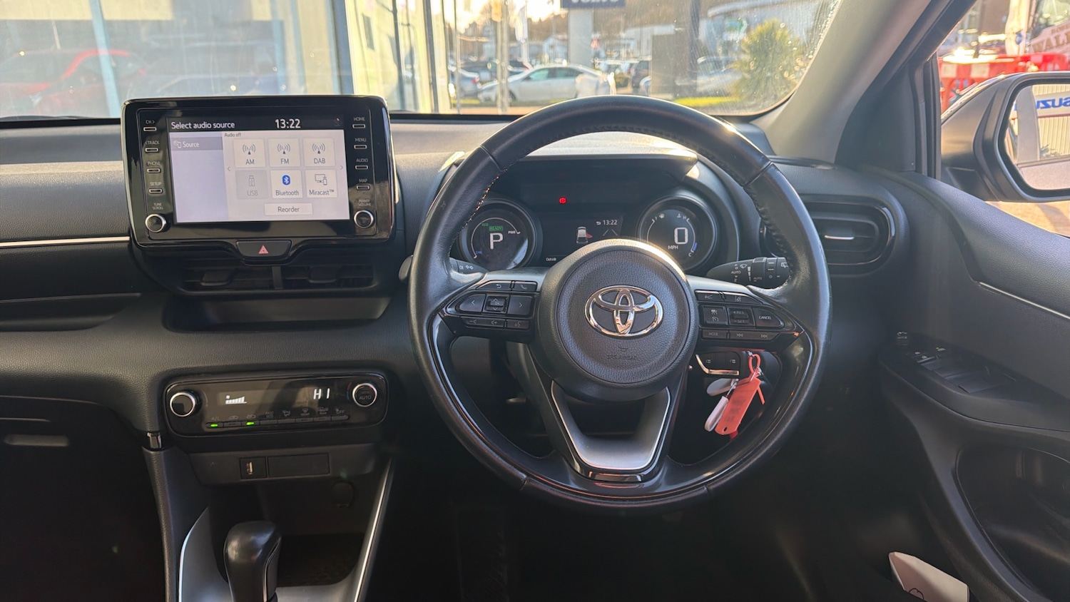 Used Toyota Yaris 2023 for sale - 77116393: Photo 8