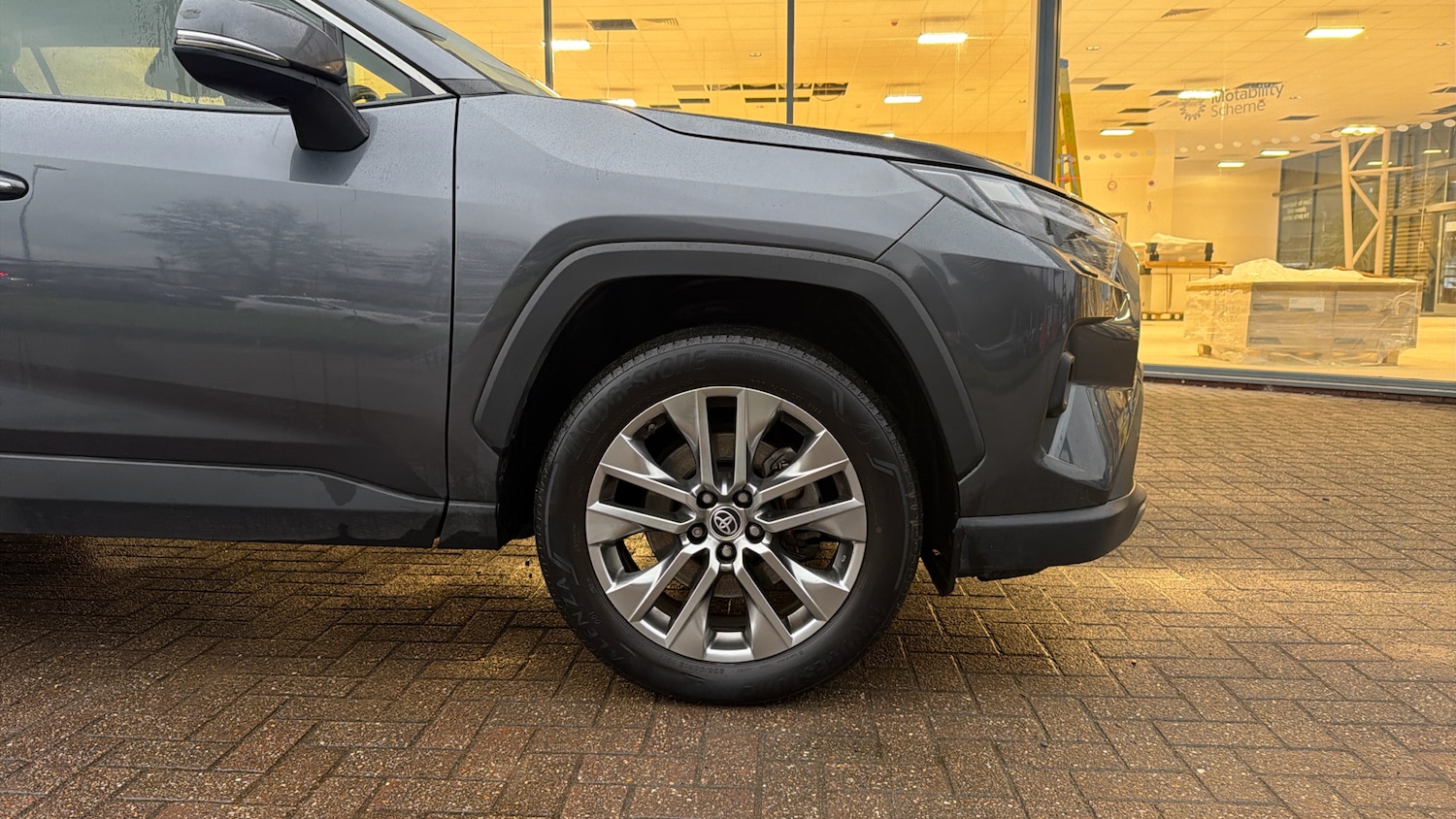 Used Toyota RAV4 2022 for sale - 77277204: Photo 18