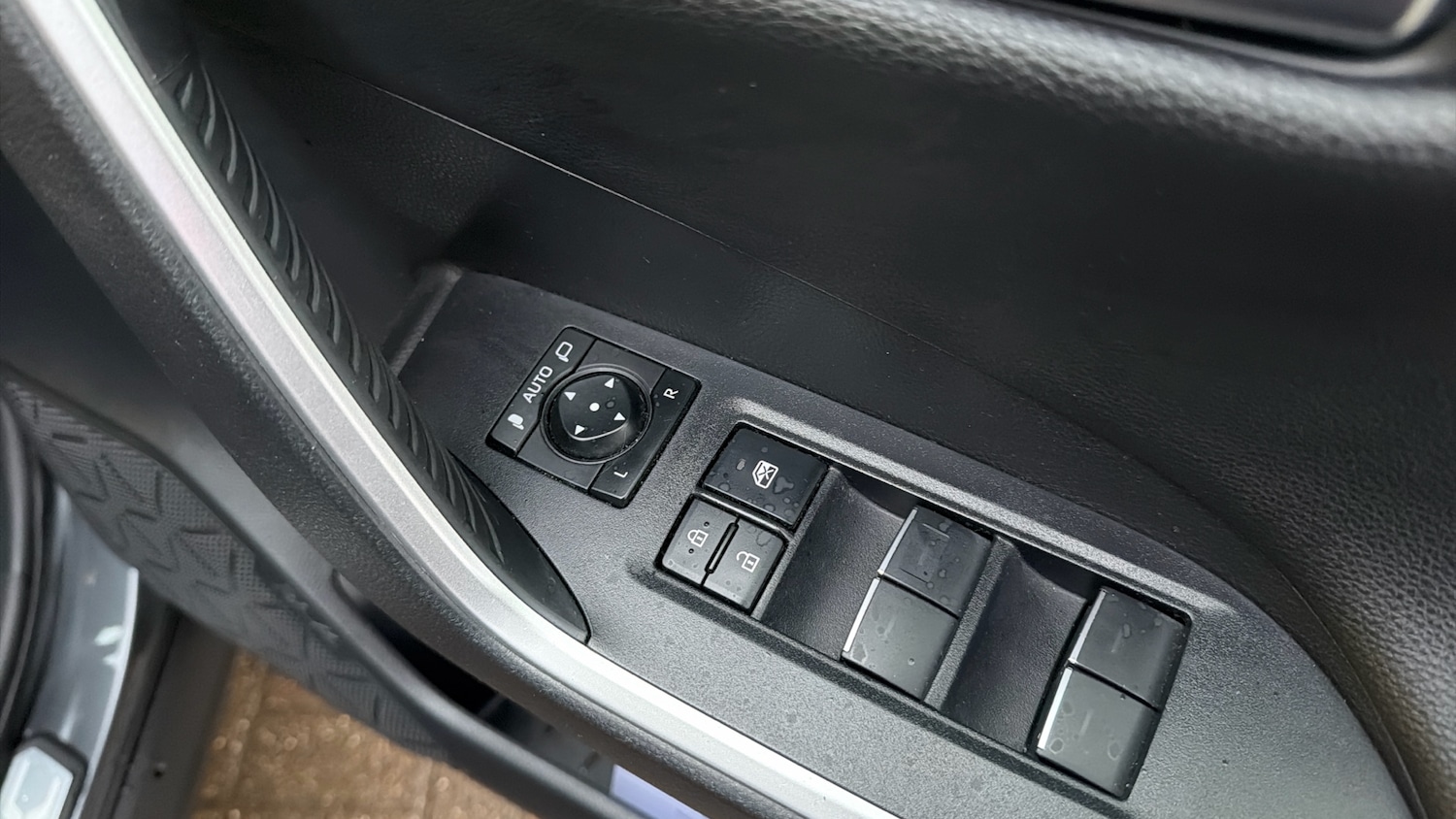 Used Toyota RAV4 2022 for sale - 77277204: Photo 26