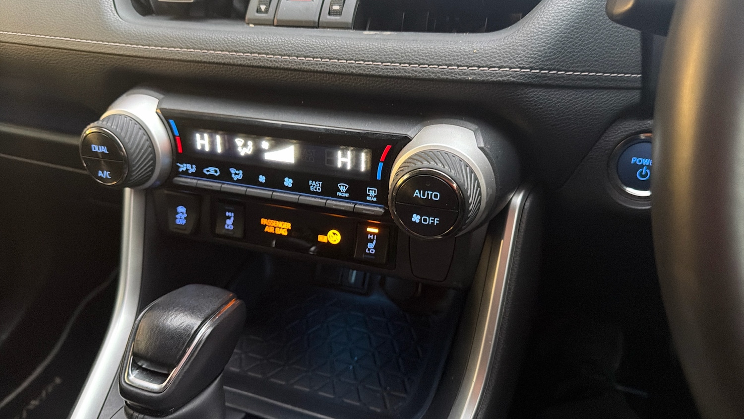 Used Toyota RAV4 2022 for sale - 77277204: Photo 31