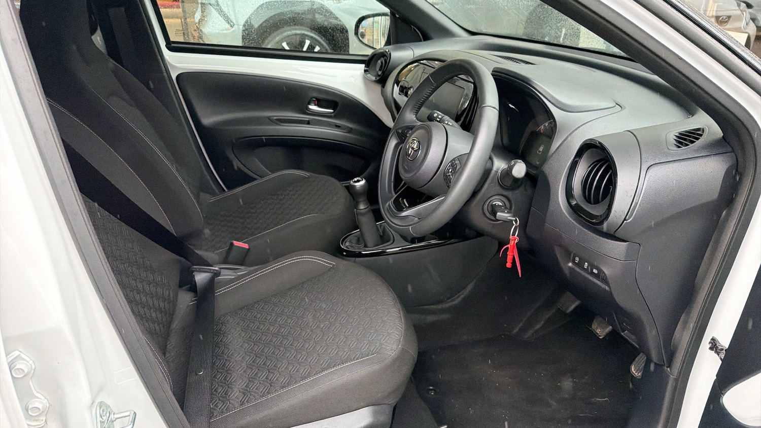 Used Toyota Aygo X 2024 for sale - 77595149: Photo 11