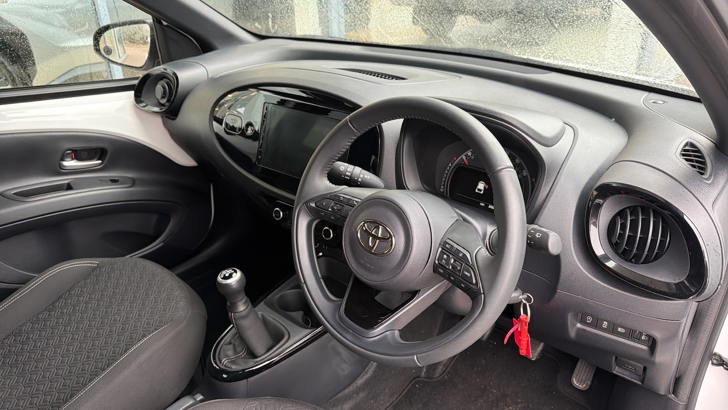 Used Toyota Aygo X 2024 for sale - 77595149: Photo 25
