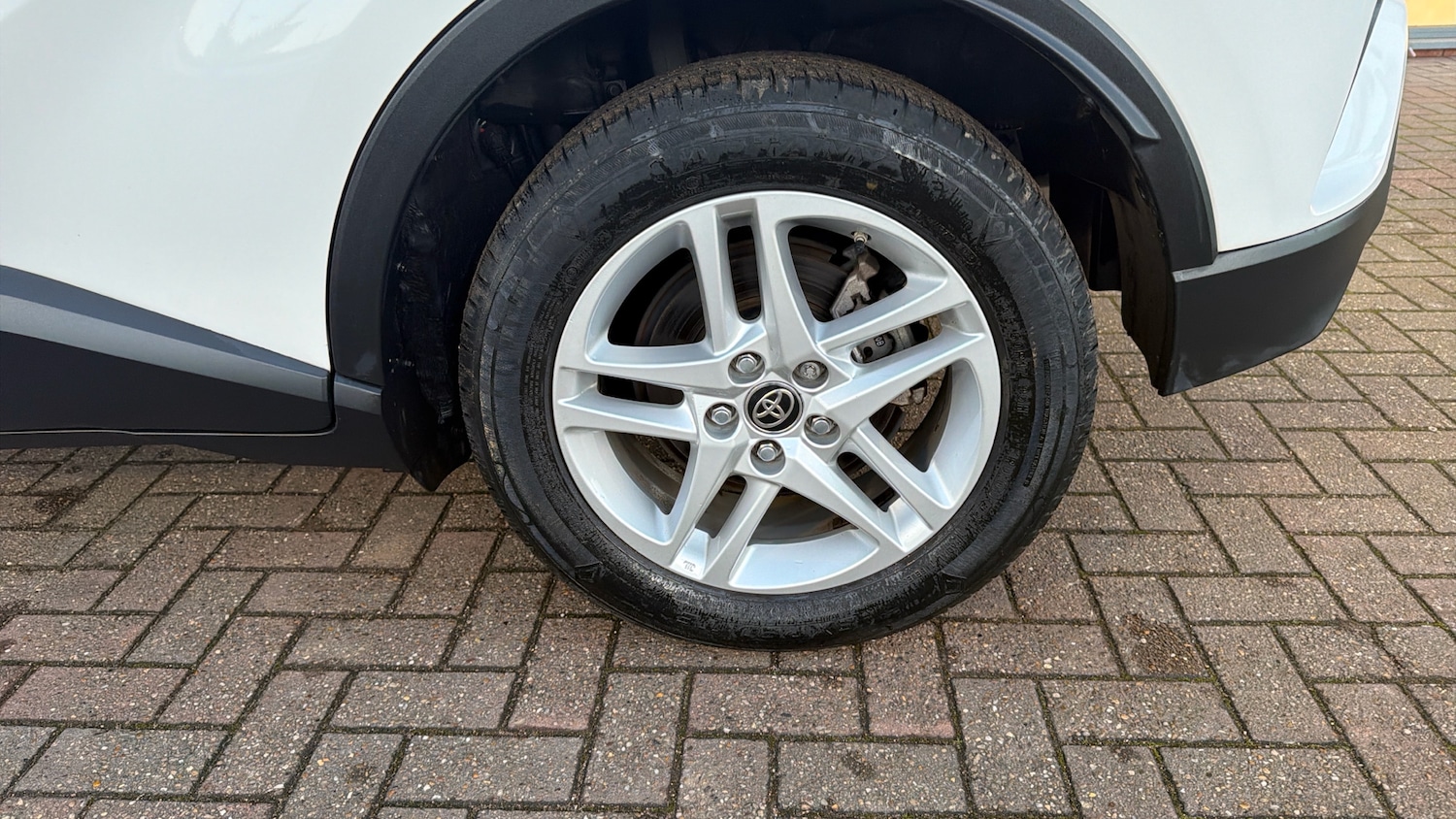 Used Toyota C-HR 2023 for sale - 77300292: Photo 35