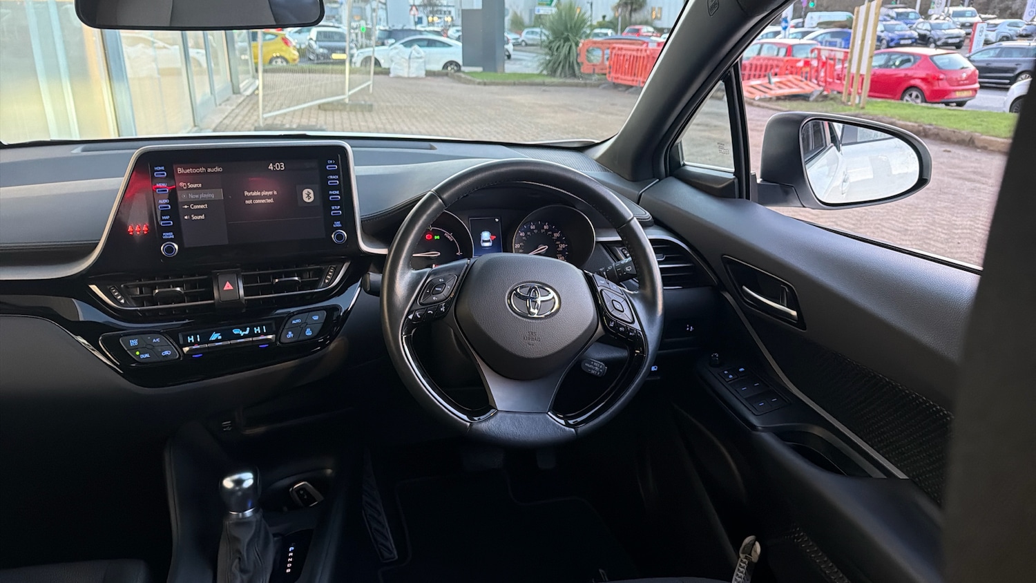 Used Toyota C-HR 2023 for sale - 77300292: Photo 6