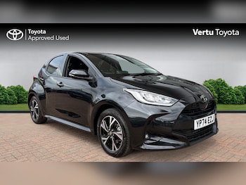 Used Toyota Yaris 2024 for sale - 79080927: Photo