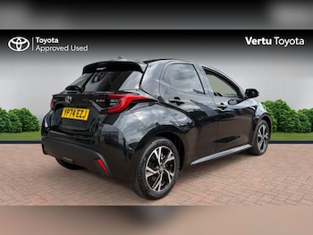 Used Toyota Yaris 2024 for sale - 79080927: Photo