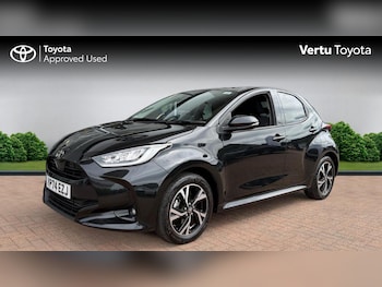 Used Toyota Yaris 2024 for sale - 79080927: Photo