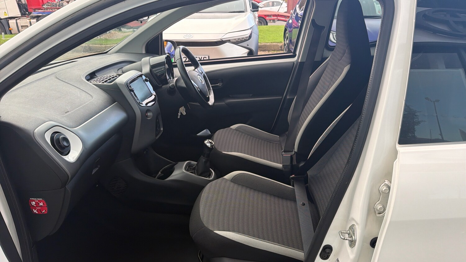 Used Toyota AYGO 2019 for sale - 76611170: Photo 10