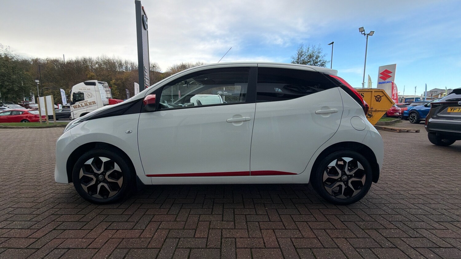 Used Toyota AYGO 2019 for sale - 76611170: Photo 17