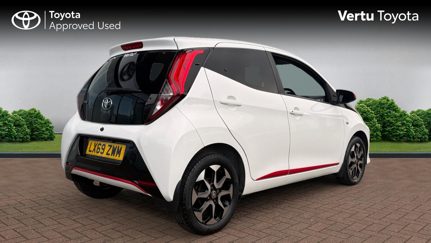 Used Toyota AYGO 2019 for sale - 76611170: Photo 2