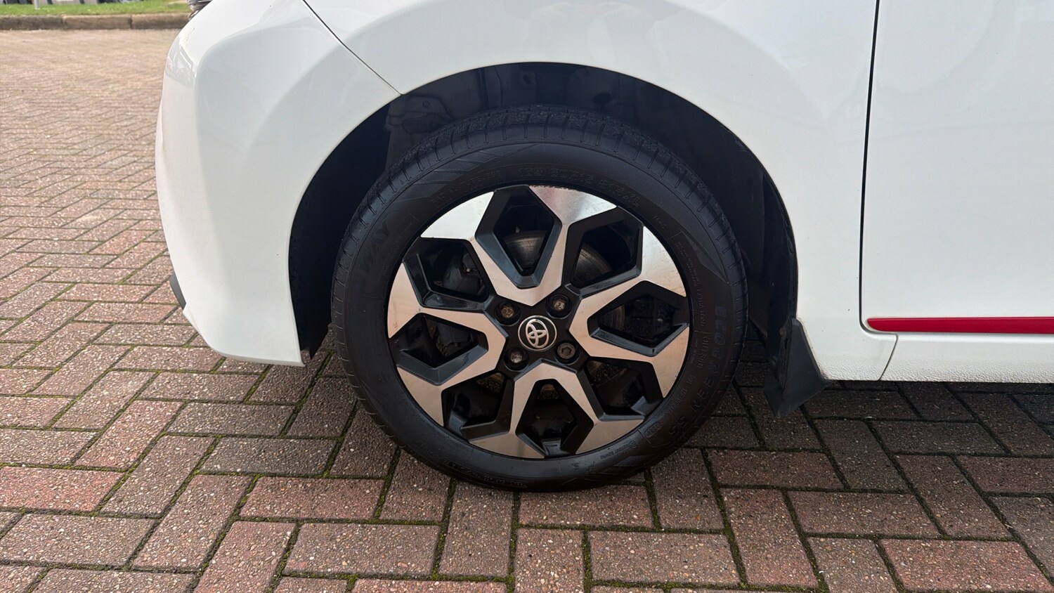 Used Toyota AYGO 2019 for sale - 76611170: Photo 32