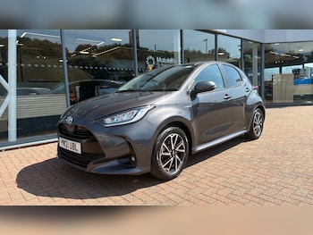 Used Toyota Yaris 2021 for sale - 79491845: Photo