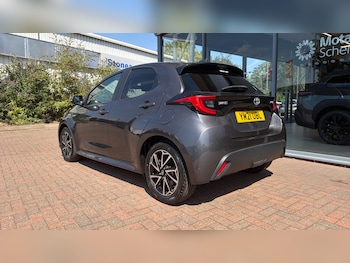 Used Toyota Yaris 2021 for sale - 79491845: Photo