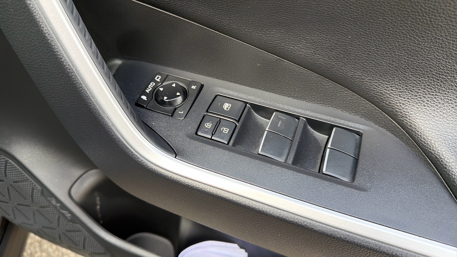 Used Toyota RAV4 2021 for sale - 77846341: Photo 27