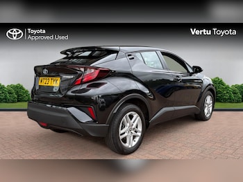 Used Toyota C-HR 2023 for sale - 79333762: Photo