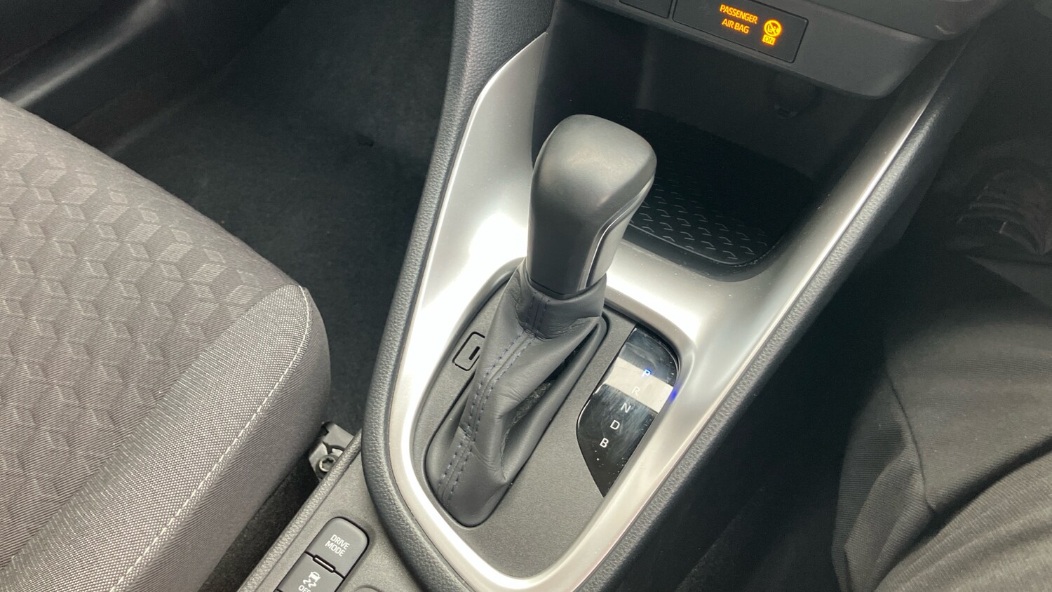 Used Toyota Yaris 2022 for sale - 76290478: Photo 29